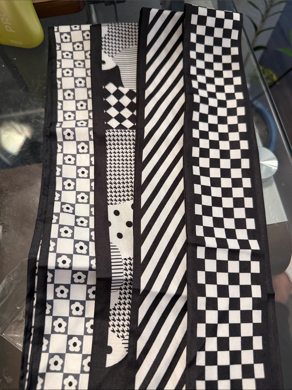 Black & White Graphic Pattern Scarf